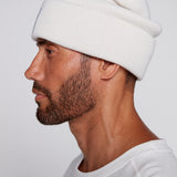 Tuque à revers avec écusson large à logo- Os