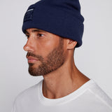 Tuque à revers avec écusson large à logo- Marine
